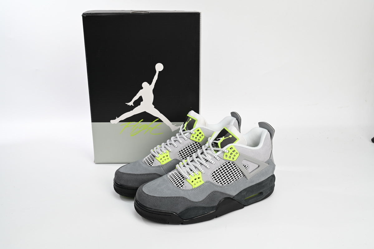 Air Jordan 4 SE “Neon”