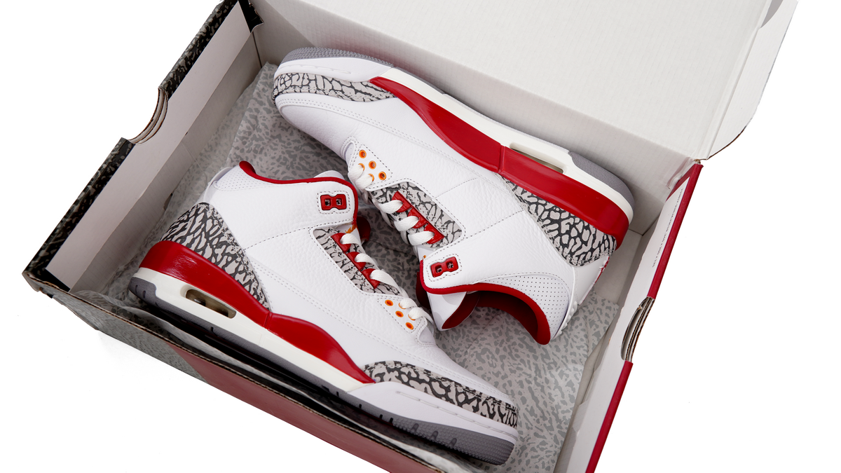 Air Jordan 3 Retro 'Cardinal Red'
