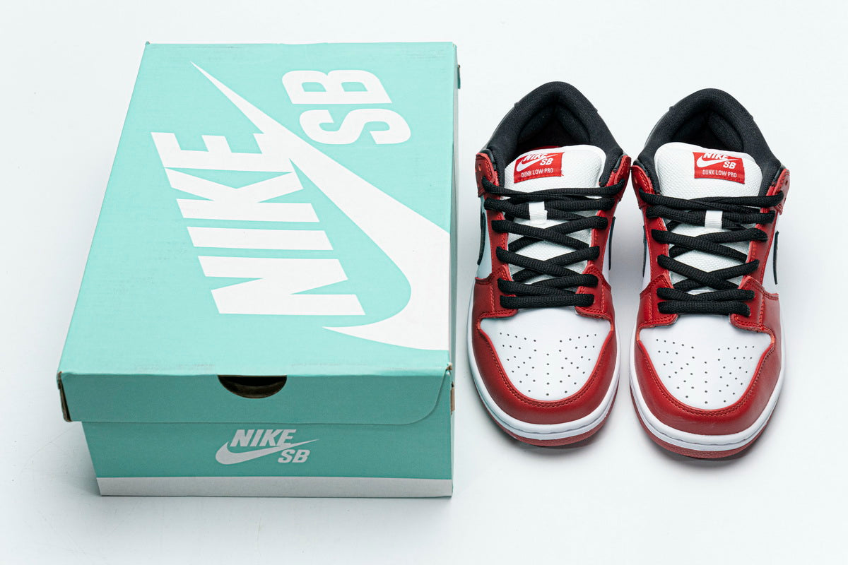 Nike SB Dunk Low Pro Chicago